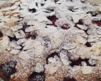 Mandel-Orangenkuchen-Himbeeren
